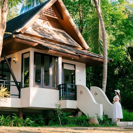 Kooncharaburi Resort - Koh Chang Exteriör bild