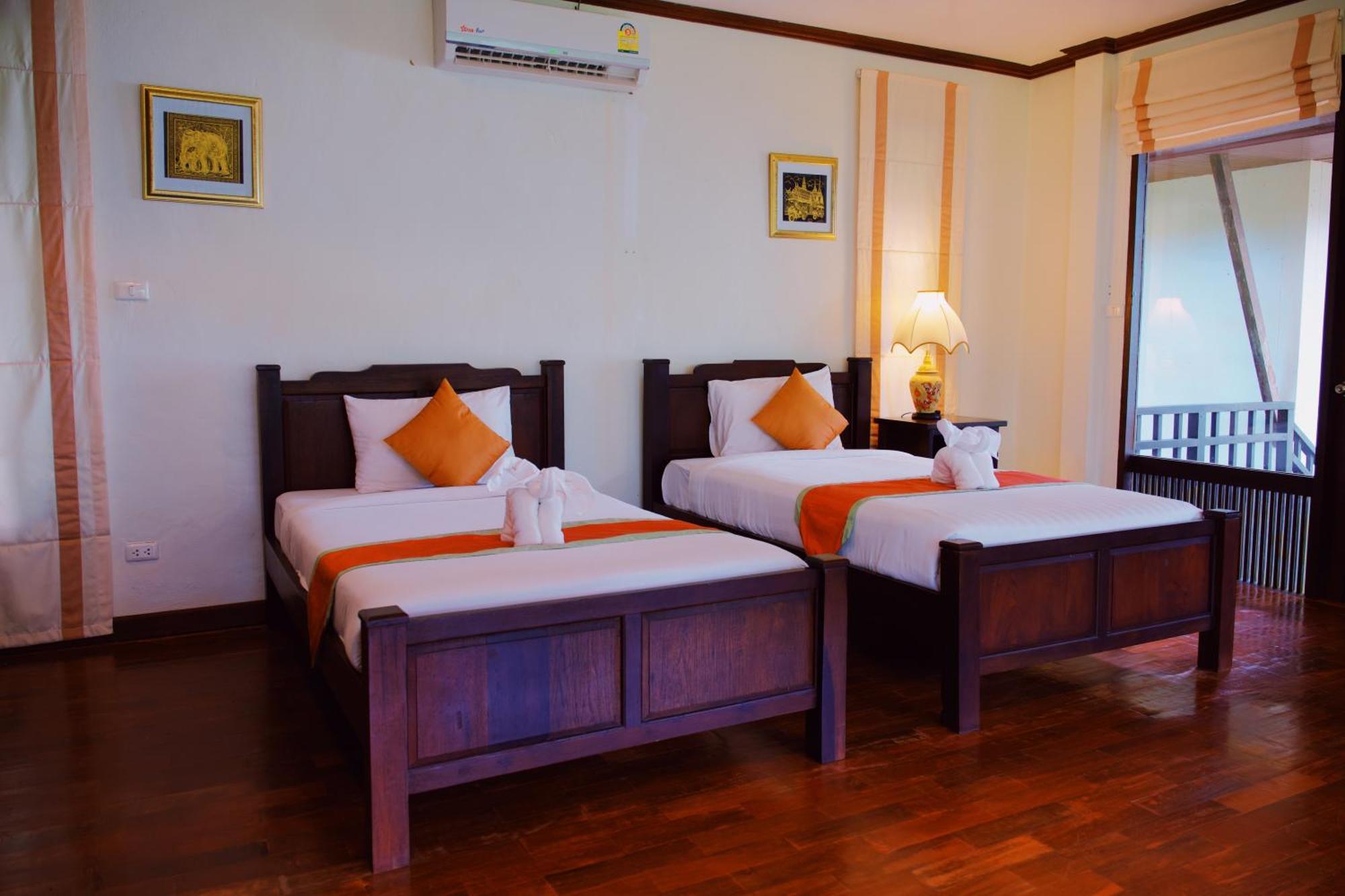 Kooncharaburi Resort - Koh Chang Exteriör bild